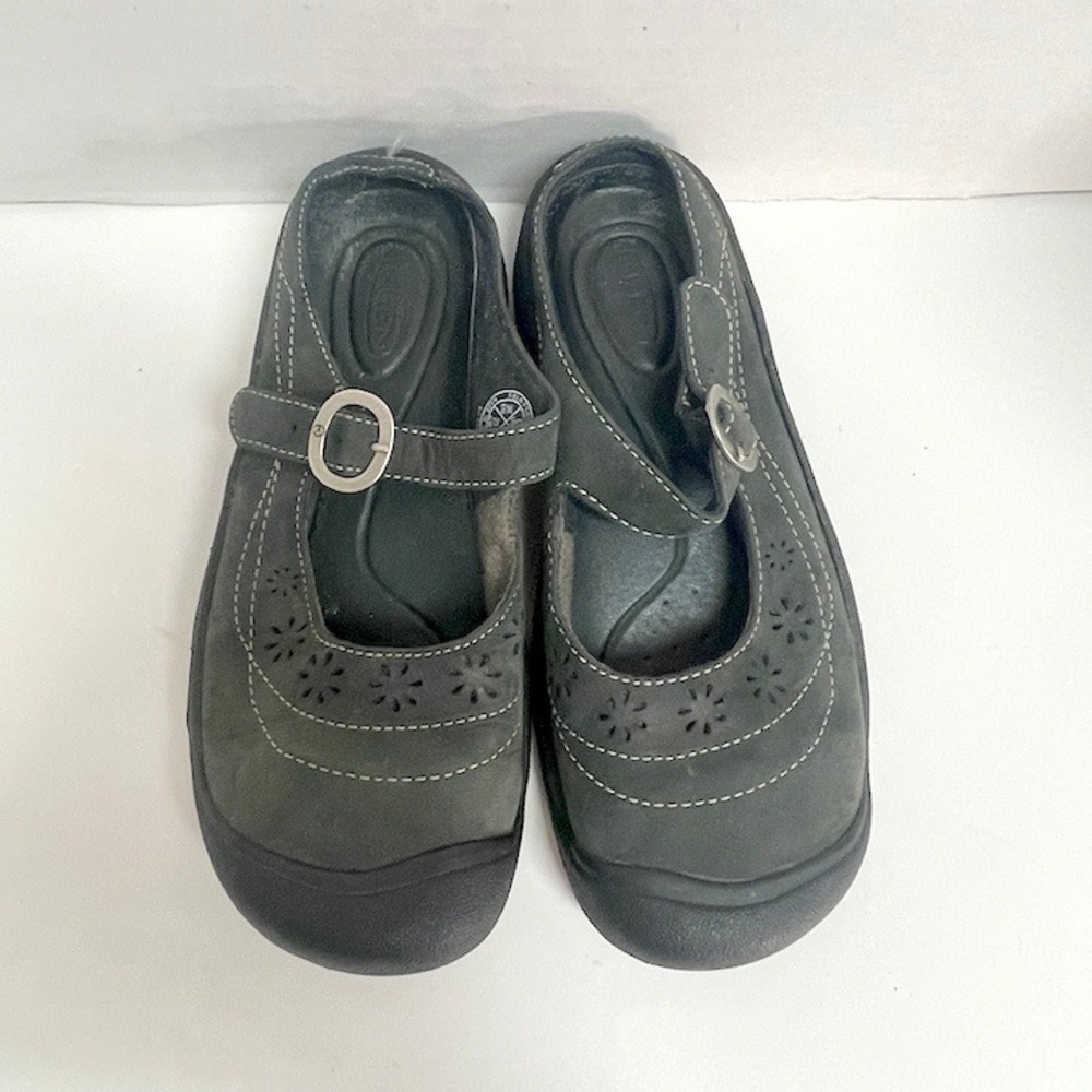 KEEN Calistoga Dark Grey Leather Mary Jane Comfort Clogs Mules | Women's Size 6
